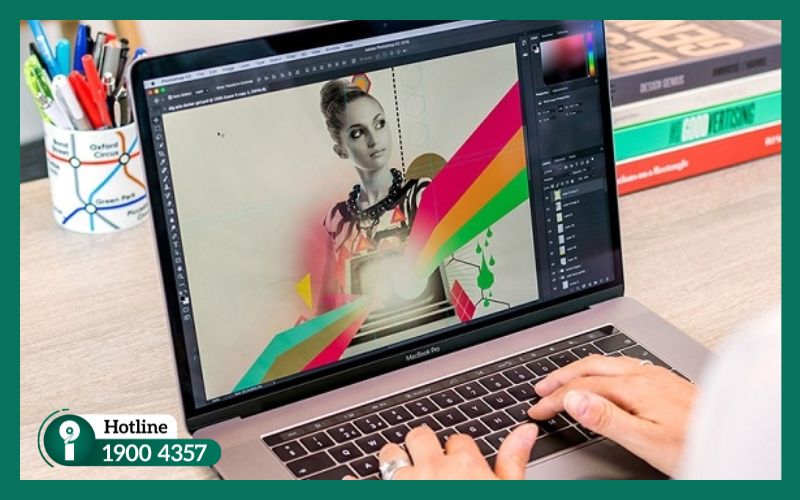 Màn hình laptop hiển thị hình ảnh sắc nét hỗ trợ công việc đồ họa và thiết kế.