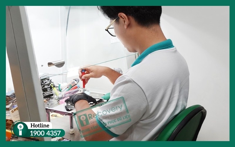 Thay thế phần cứng tương thích trong môi trường phòng sạch