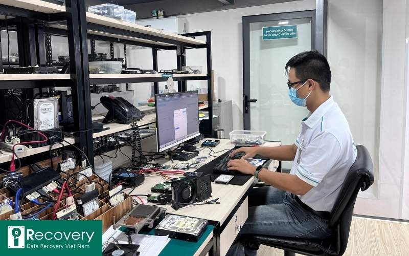 Chuyên viên iRecovery cứu dữ liệu ổ cứng NAS WD My Cloud EX2
